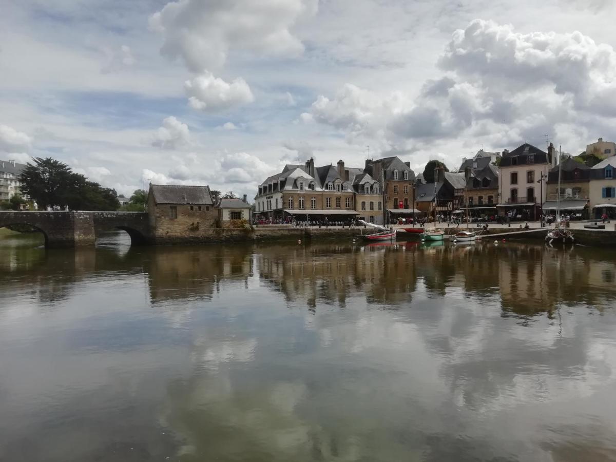 Charmant Appartement Plein Centre Auray Exterior photo